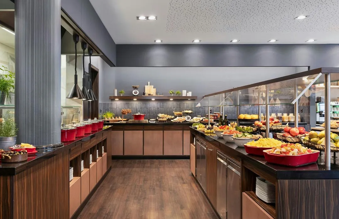 Courtyard By Marriott Linz-1